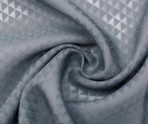 真絲和桑蠶絲哪個(gè)貴？真絲與桑蠶絲的區(qū)別